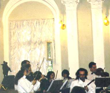 И.С. Бах, Сиюта. Солист - Николай Насонов.