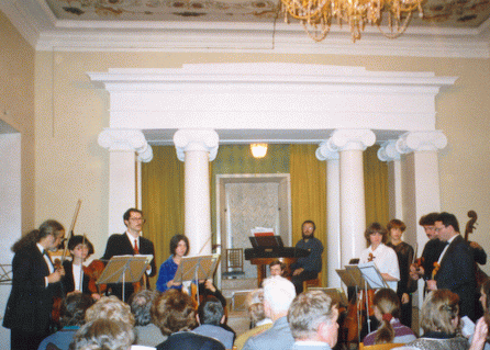 J. Rosenmuller and H.Schutz in the Onegin Hall of K.S. Stanislavky Museum. October 1999.